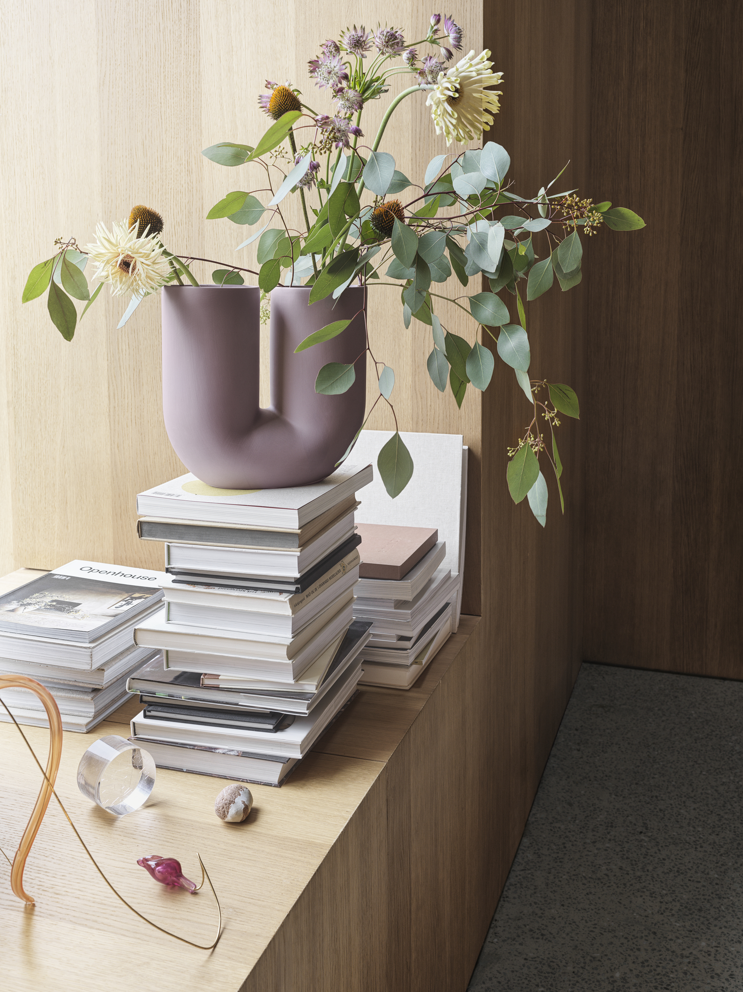 MUUTO ムート ELEVATED VASE フラワーベース MUUTO ムート ELEVATED VASE エレベイテッド・ベース<br>花瓶
