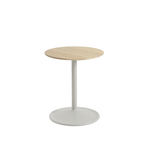 The Soft Table Series is incredibly versatile, offering a wide range of design possibilities and user-centric features. Both subtle yet characterful with its softened surfaces and understated functionalities, these tables come in a variety of sizes and finishes that will complement any atmosphere and space. 