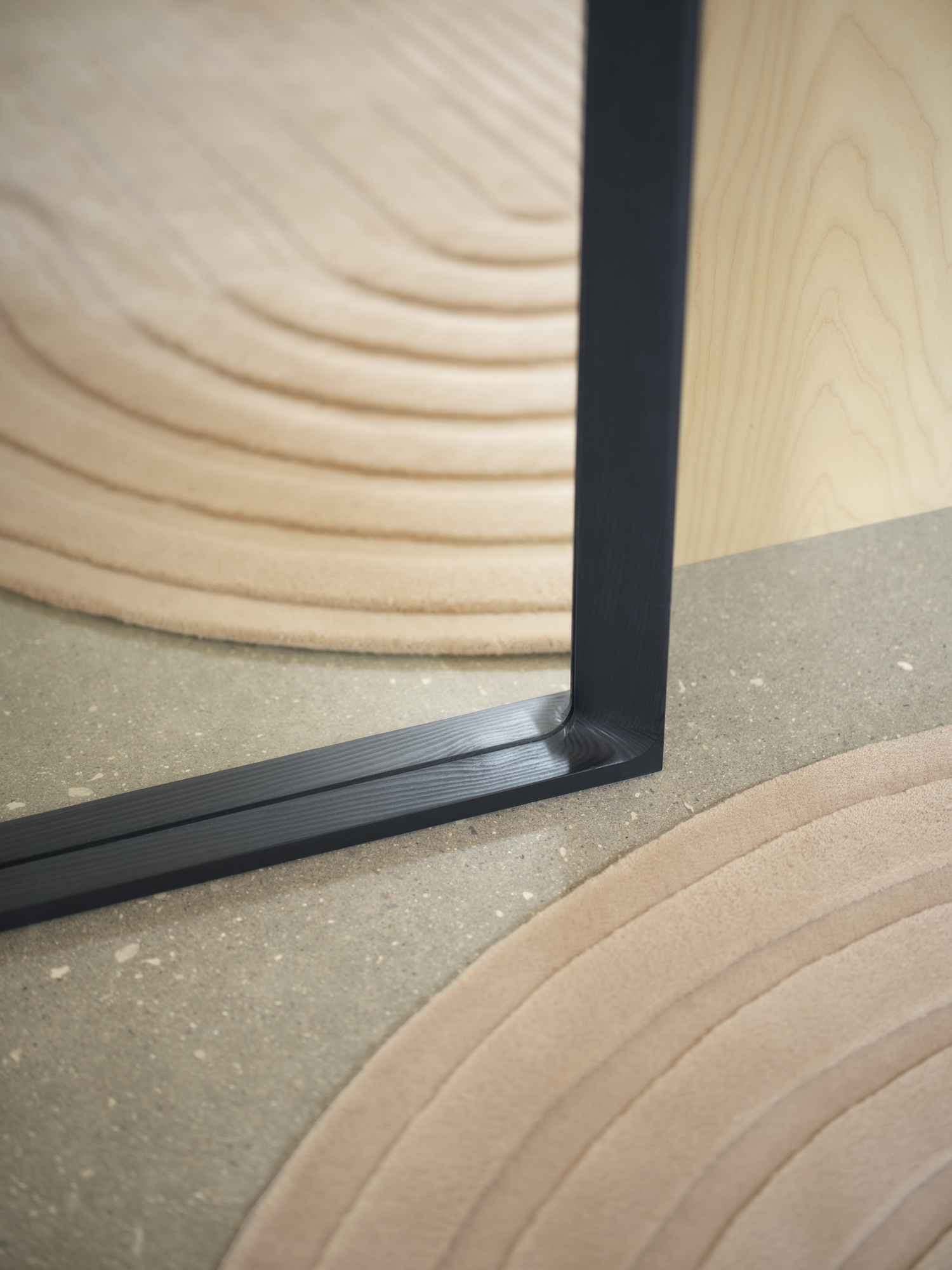 Arced Mirror | A modern, finely crafted mirror